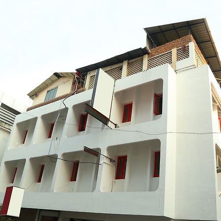 Oyo 6712 Hotel Malabar House Kochi エクステリア 写真